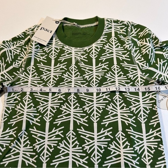 REPOSH Pact Green and Red Pajama Set **PLEASE READ!!** - Picture 4 of 9